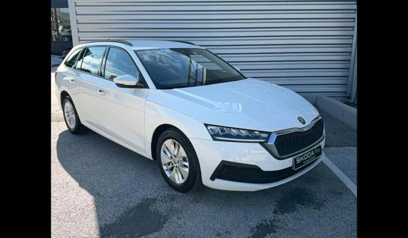 
								SKODA OCTAVIA full									
