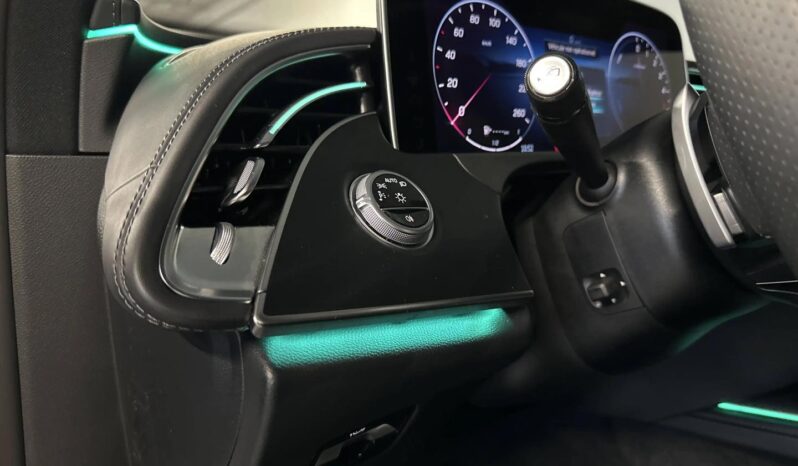 
								Mercedes Classe E 300 de Hybrid EQ 9G-Tronic AMG LINE full									