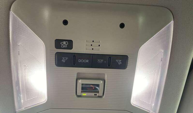 
								Toyota RAV4 Hybride full									