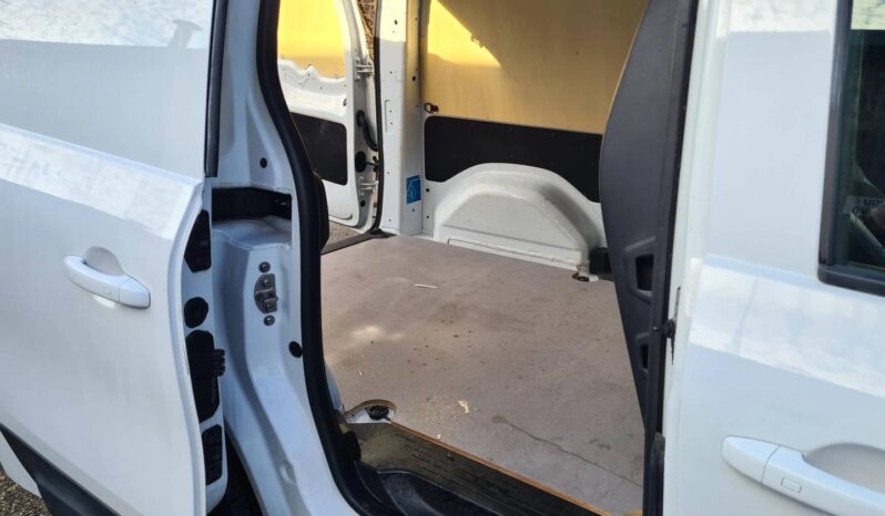 
								Renault Kangoo full									