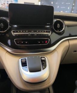 
										MERCEDES CLASSE V full									