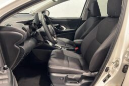 
										Toyota Yaris Hybride full									