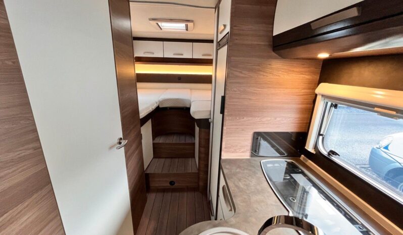 
								KNAUS L!VE WAVE T 700 MEG full									