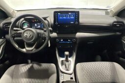 
										Toyota Yaris Hybride full									