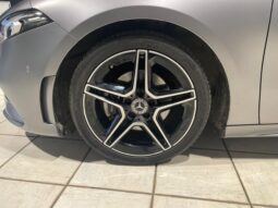 
										Mercedes Classe A 200 d AMG Line full									