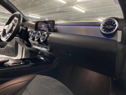 
										MERCEDES CLASSE CLA Coupé 250 e 8G-DCT AMG LINE full									