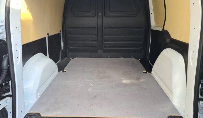 
								Renault Kangoo full									