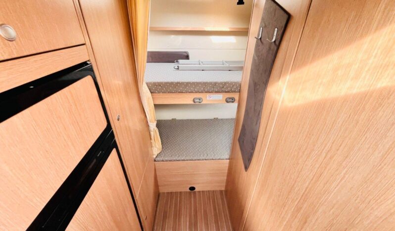 
								CAMPING-CAR SUNLIGHT A68 full									
