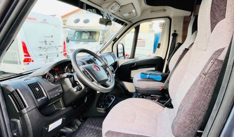 
								KNAUS L!VE WAVE T 700 MEG full									