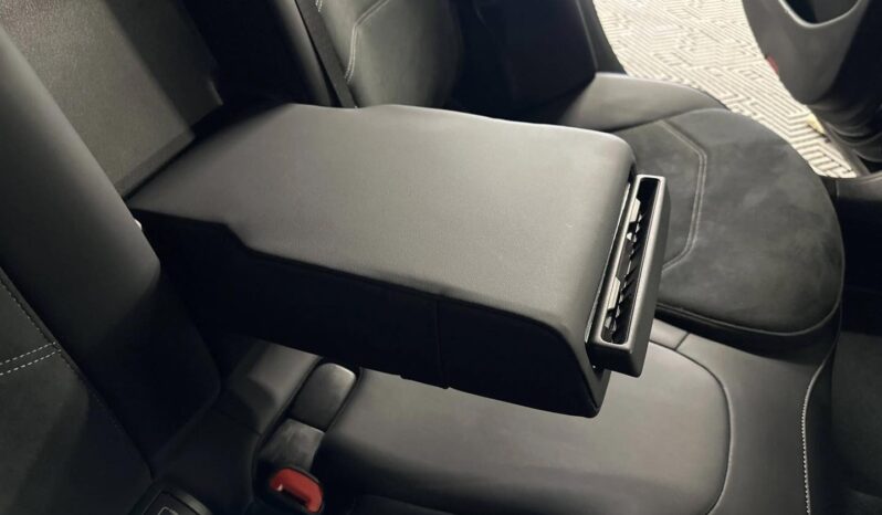 
								Mercedes Classe E 300 de Hybrid EQ 9G-Tronic AMG LINE full									