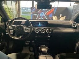 
										Mercedes Classe A 200 d AMG Line full									