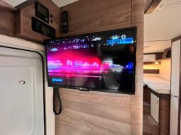 
										KNAUS L!VE WAVE T 700 MEG full									