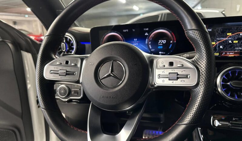 
								MERCEDES CLASSE CLA Coupé 250 e 8G-DCT AMG LINE full									