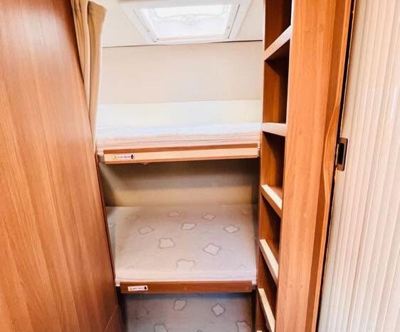 
								EURA MOBIL ACTIVA ONE 650 VB AUTOMATIQUE full									