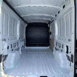 
										Ford Transit T330 full									