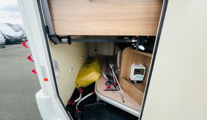 
								CAMPING-CAR CHALLENGER full									