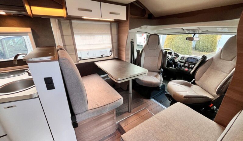 
								KNAUS L!VE WAVE T 700 MEG full									