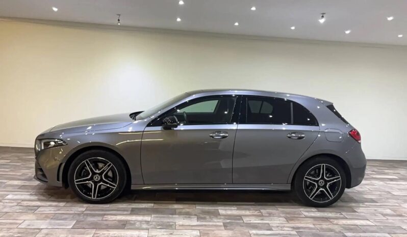 
								Mercedes Classe A 250 e 8G-DCT AMG Line full									