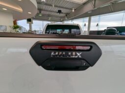 
										Toyota Hilux Invincible. full									