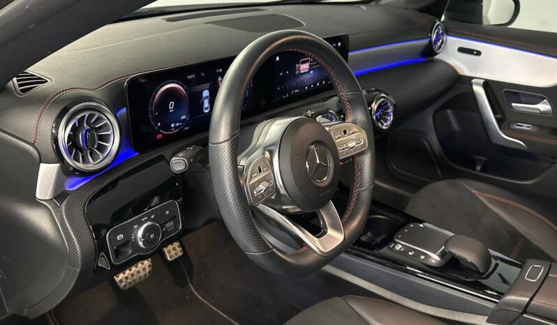 
								MERCEDES CLASSE CLA Coupé 250 e 8G-DCT AMG LINE full									