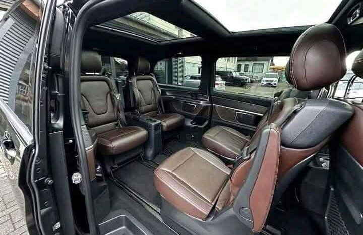 
								Mercedes-Benz V 250d AMG 4MATIC full									