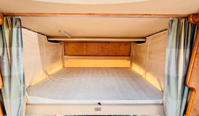 
								CAMPING-CAR CARTHAGO full									