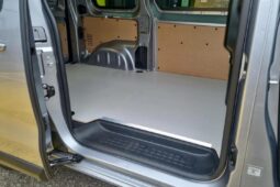
										Opel Vivaro Fourgon full									