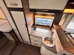 
										KNAUS L!VE WAVE T 700 MEG full									