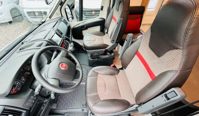 
								CAMPING-CAR MALIBU T 440 LE full									