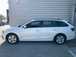 
										SKODA OCTAVIA full									