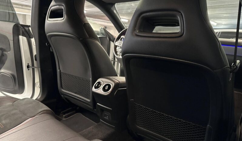 
								MERCEDES CLASSE CLA Coupé 250 e 8G-DCT AMG LINE full									