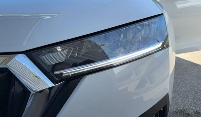 
								SKODA OCTAVIA full									