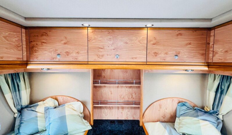
								CAMPING-CAR CARTHAGO full									