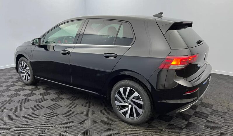 
								VOLKSWAGEN Golf Style 1.4 eHybrid OPF 204 DSG6 full									