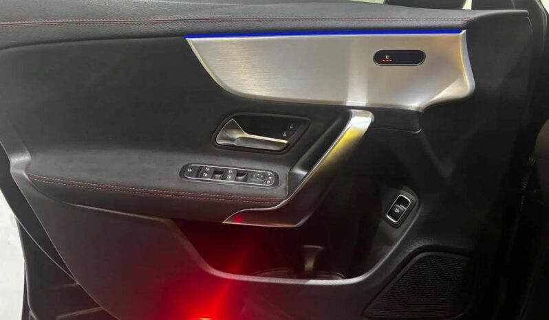 
								MERCEDES CLA full									