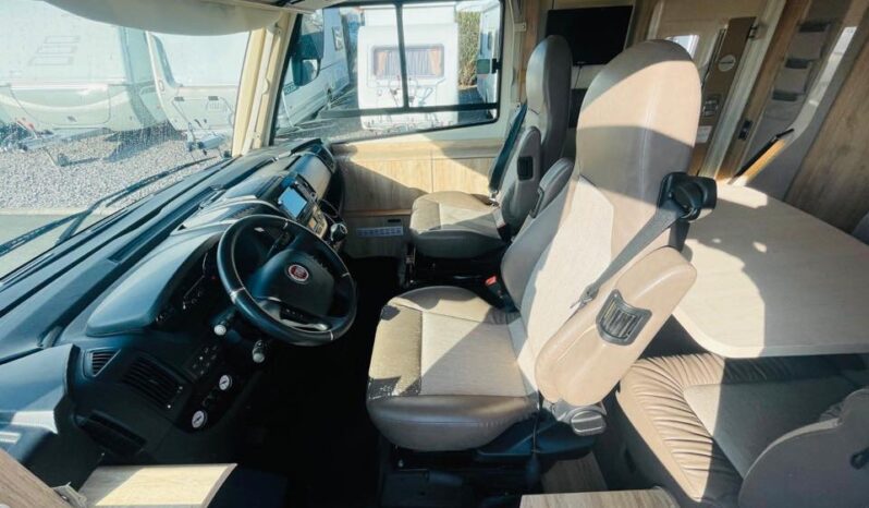 
								Eura Mobil Integra Line 695 EB full									