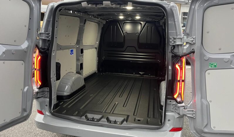 
								Ford E-Transit Custom 320 full									