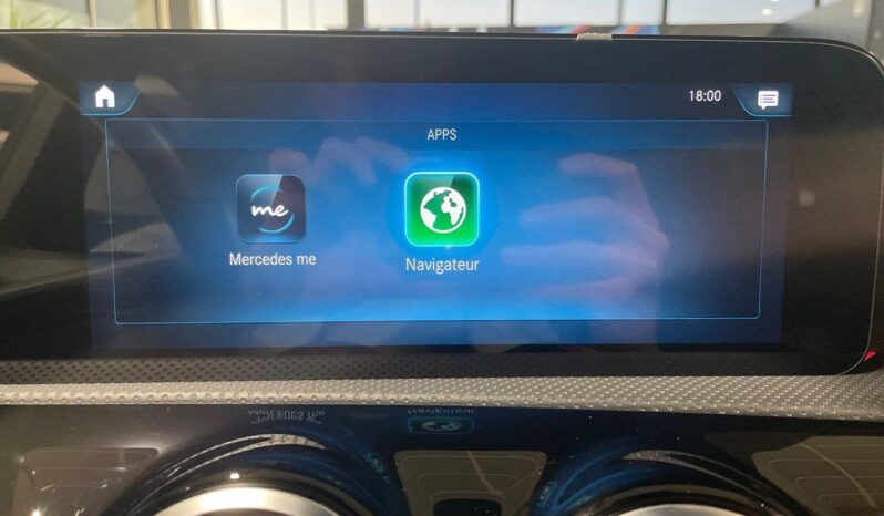 
								Mercedes Classe A 200 d AMG Line full									