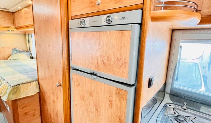 
								CAMPING-CAR CARTHAGO full									
