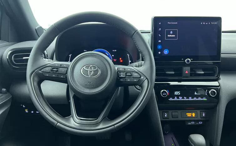 
								Toyota Yaris Cross Design Hybride 130 ch 2WD full									