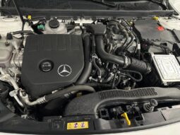 
										MERCEDES CLASSE CLA Coupé 250 e 8G-DCT AMG LINE full									