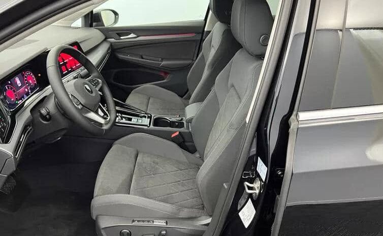 
								VOLKSWAGEN Golf Style 1.4 eHybrid OPF 204 DSG6 full									