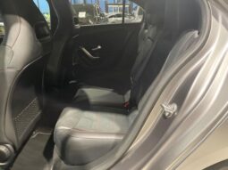 
										Mercedes Classe A 200 d AMG Line full									