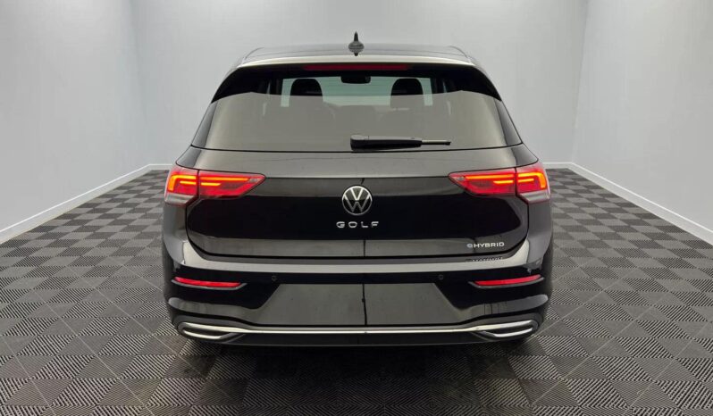 
								VOLKSWAGEN Golf Style 1.4 eHybrid OPF 204 DSG6 full									