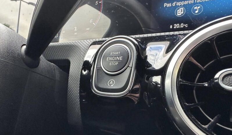 
								Mercedes-Benz Classe A 180 d 8G-DCT AMG Line full									