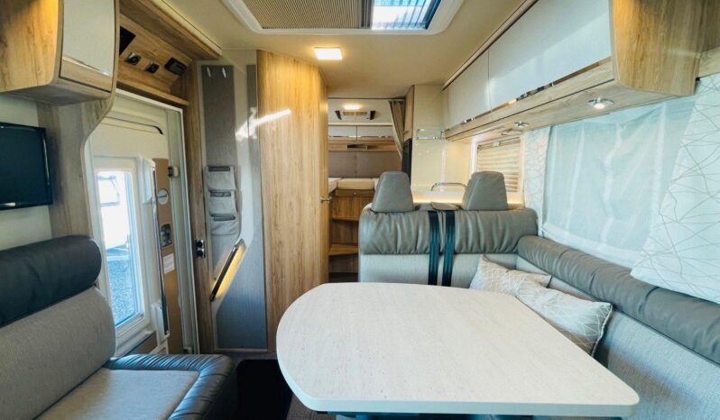 
								Eura Mobil Integra Line 695 EB full									