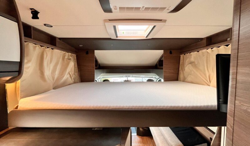 
								KNAUS L!VE WAVE T 700 MEG full									
