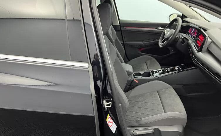
								VOLKSWAGEN Golf Style 1.4 eHybrid OPF 204 DSG6 full									