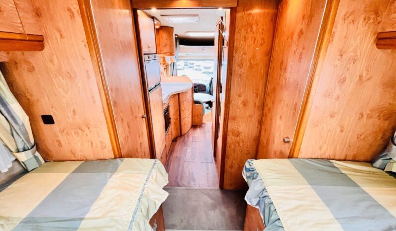 
								CAMPING-CAR CARTHAGO full									
