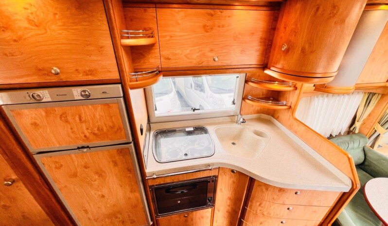 
								CAMPING-CAR CARTHAGO full									